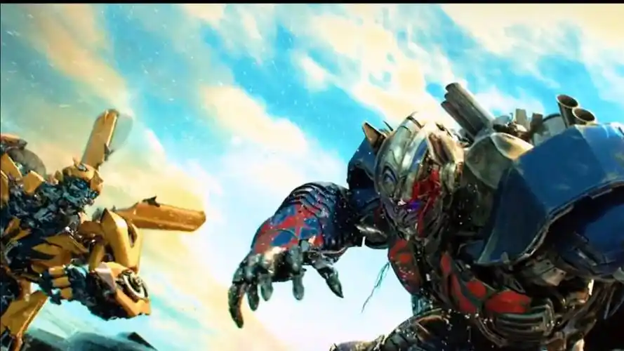 变形金刚:大黄蜂与黑暗擎天柱的较量,精彩片段