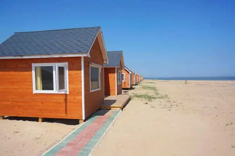 【唐山】【碧海浴场—沙滩木屋】独卫标间平日(周日至周四)1晚!