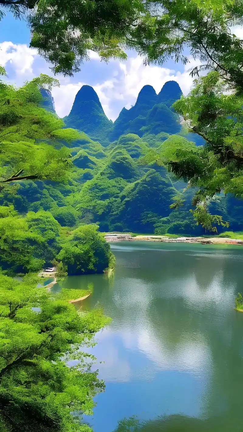 漓江山水.每天分享大自然的美#人间仙境美如画 #一起享受大自 - 抖音