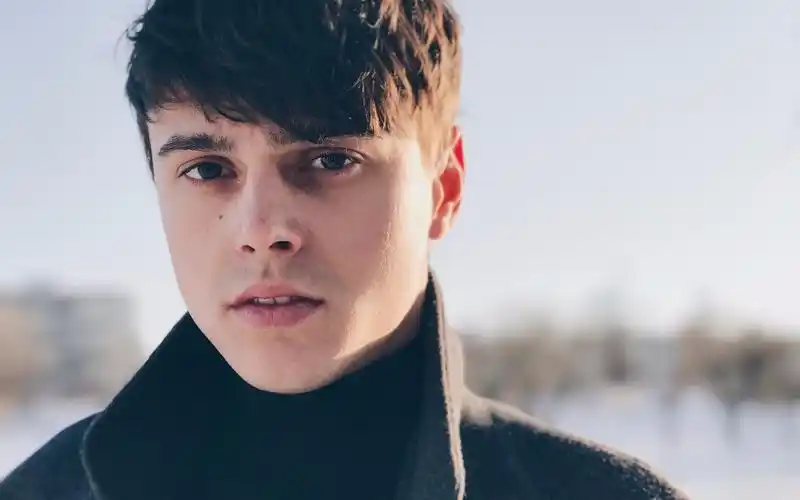 【最受欢迎俄罗斯歌手】78 alekseev — Пьяное солнце