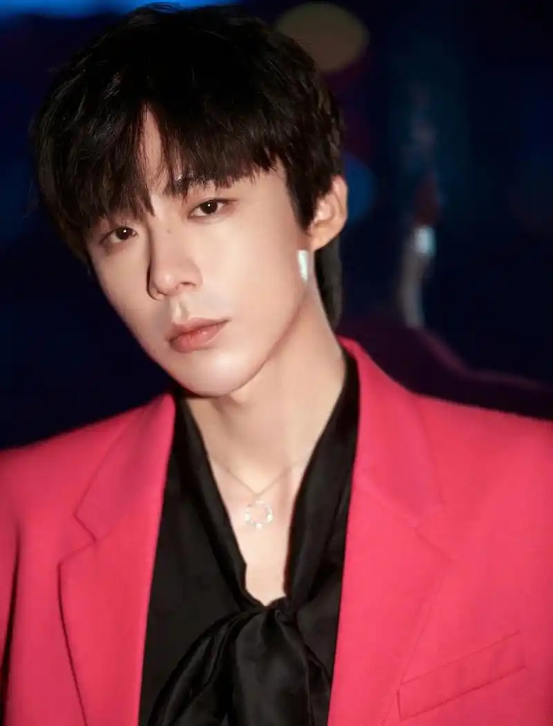 最近又有爆料内涵刘宇宁,不好好唱歌偏跑去演戏争一番.