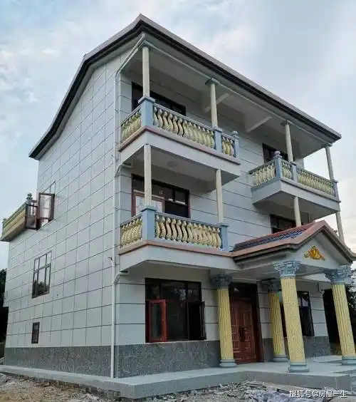 逼真展现花岗岩效果,让房子外墙显得更高端大气,这也侧面凸显出主人家