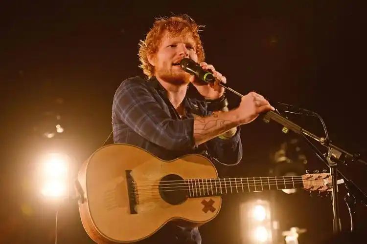 黄老板获王室勋章!明年将作为演出嘉宾亮相皇家婚礼