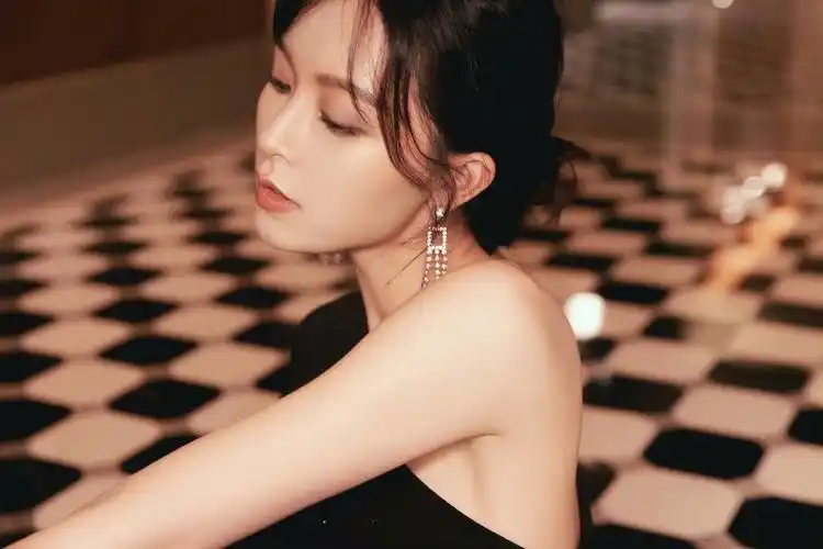 文咏珊这组造型也太好看了吧文咏珊好美气质好棒呀