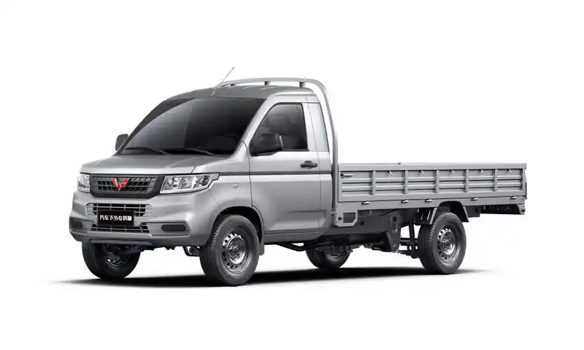 下乡版新车响应国家号召五菱荣光新卡26t货车在全国推出
