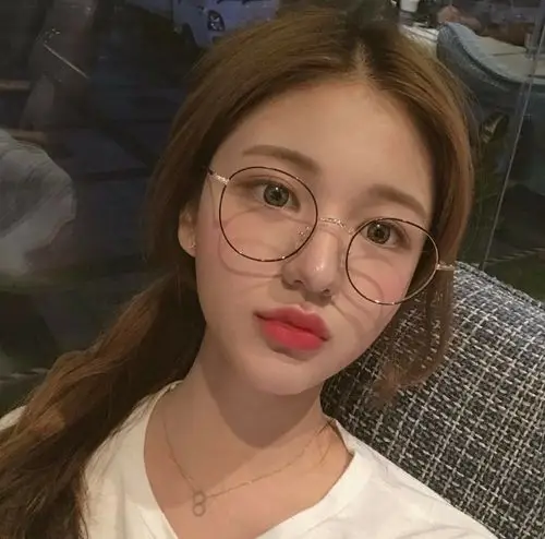 ins网红美女高清头像图片