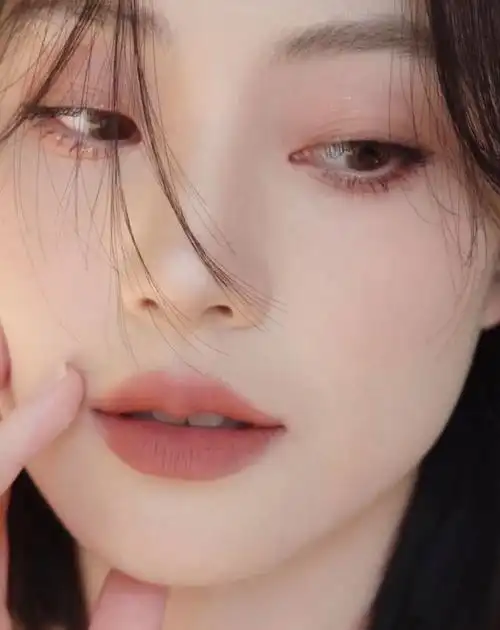 判断自己是什么"唇形"!标准唇好看,m唇性感,看这几点就知道