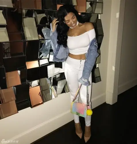 奇才球星女友新年美照_高清图集_新浪网