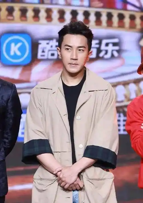 4亿争抚养权,刘恺威现任女友疑似有喜无结婚打算_孩子_监护权_李晓峰