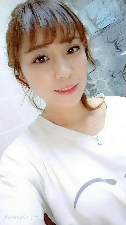 33岁离异女征婚照片(id:4029428)_江苏南通征婚交友_我主良缘网