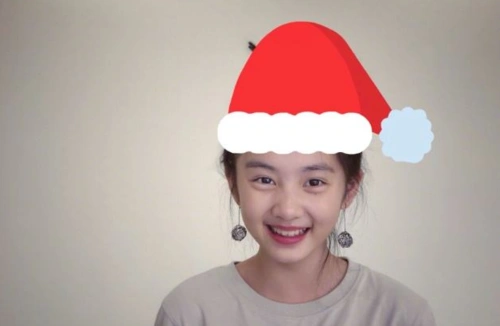 最后一页 黄少艾才是"开挂式"长开,颜值反超黄