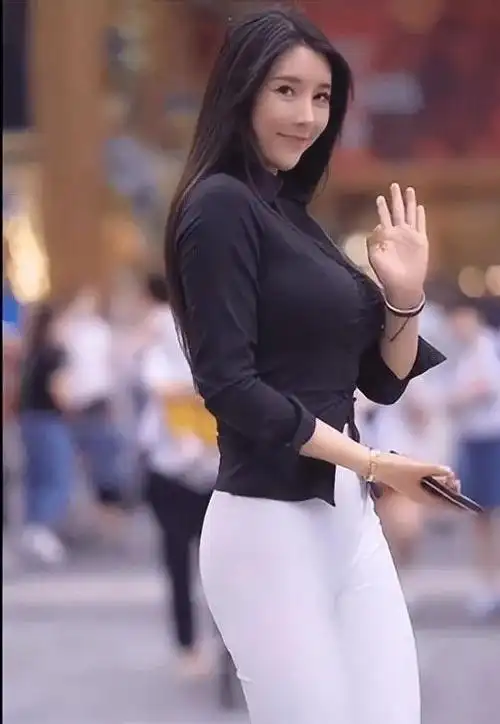 "臀神"刘太阳,体重130斤,臀围100cm,肥而不腻,美到犯规|翘臀|大胸