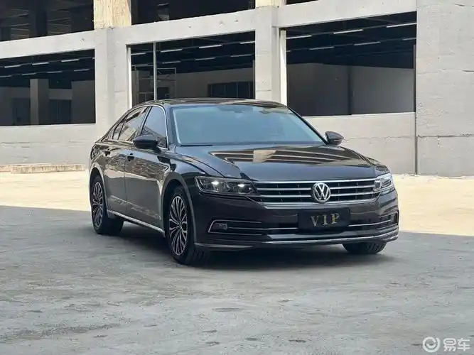 18款330两驱商务版大众辉昂,双电动座