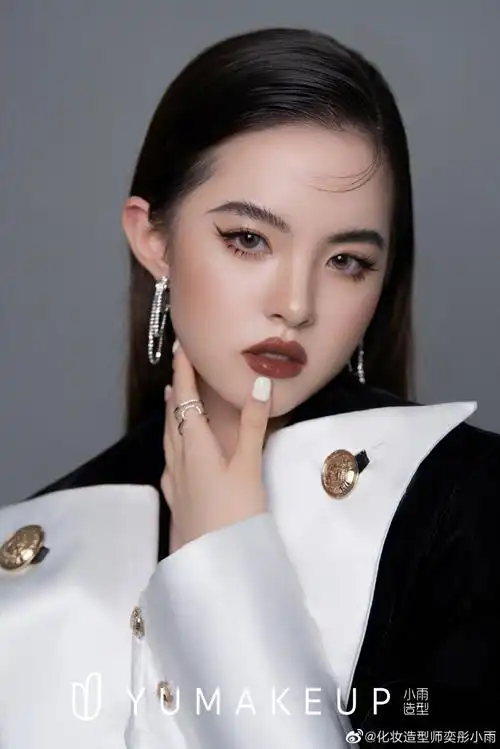 零基础化妆师全科班课堂作品##今日妆容##时尚美妆##化妆培训 ##怪葺