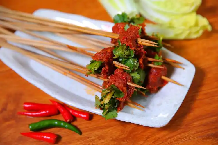 泡椒牛肉串串串香的做法 泡椒牛肉的正宗做法 烧烤