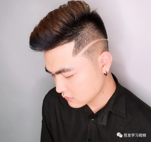 精选2020男士发型30款