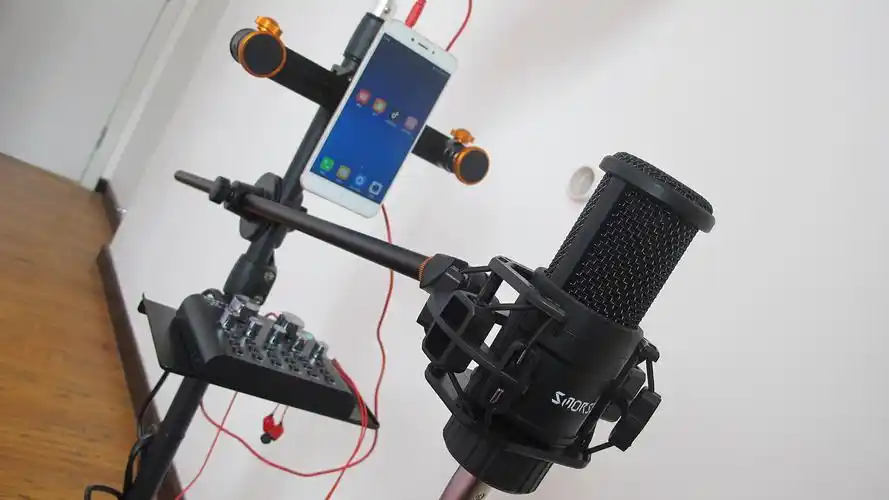 smorss入门直播设备上手体验,"重新定义"直播门槛__凤凰网