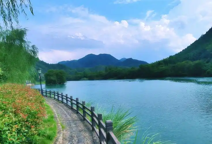 《山水相融世间最美》2021年8月21日摄于白沙溪畔皂里村(手机版)