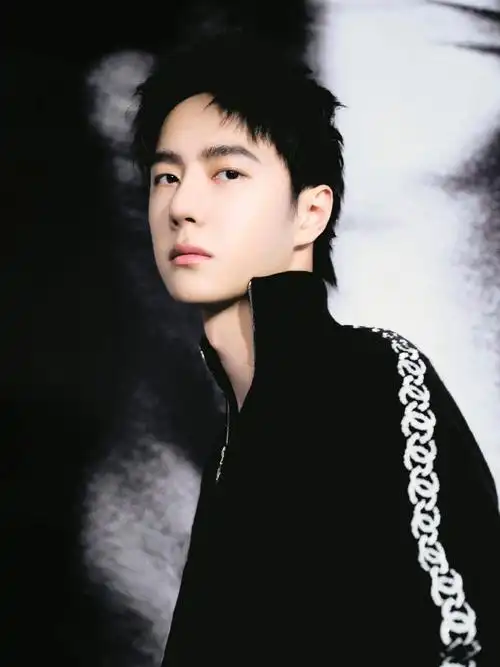 #王一博##王一博巴黎时装周#