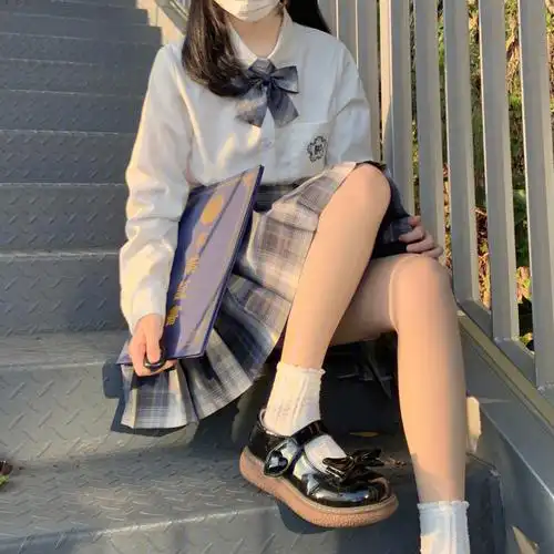 jk日常坐姿拍照姿势分享