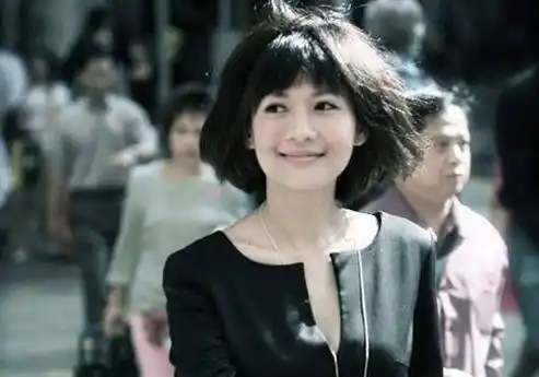 嫁豪门还红杏出墙,"夜宿"冯小刚,美女主持沈星魅力有多大?