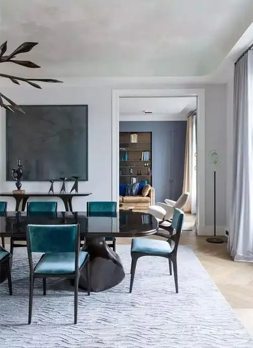 36高级灰 孔雀蓝,刻画气质的不凡品味