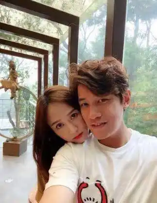 陈乔恩不办婚礼原因曝光!结婚才真正感受"家庭温暖"_艾伦_生活_色彩