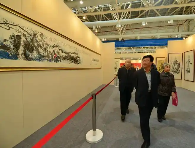 第五届中国画节中国(潍坊)第八届文化艺术展示交易会开幕