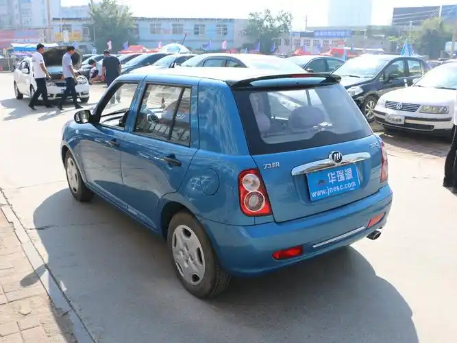 力帆汽车力帆320