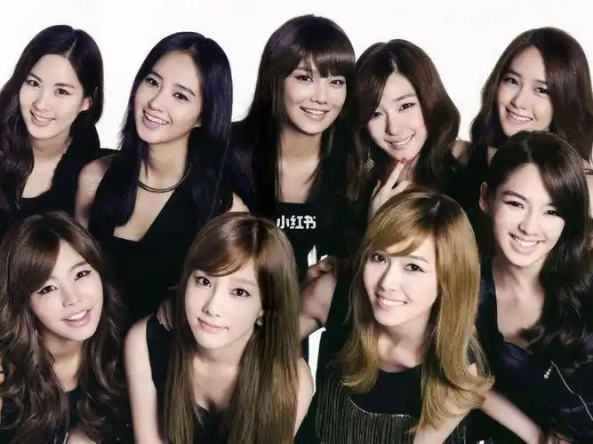 少女时代九人再次重逢的世界