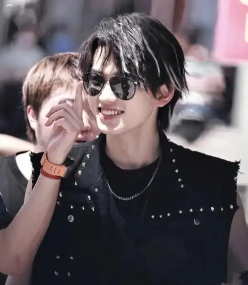 爱这颗海胆轩轩的海胆可以半永久嘛我真的好爱#tnt时代少年团 #宋亚轩