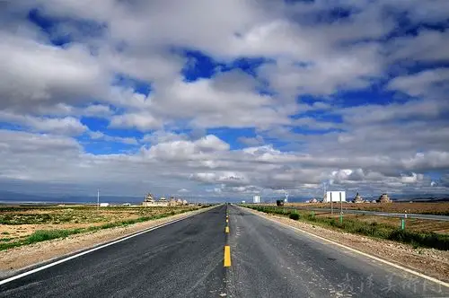 一点透视风景绘画素材(马路)