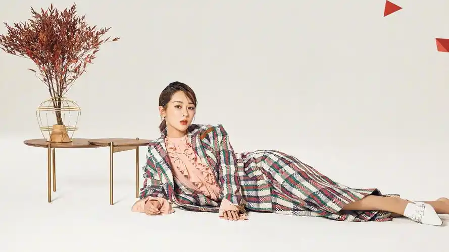 明星风尚杨紫壁纸