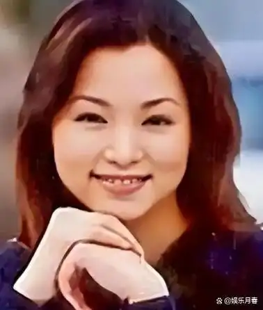 董卿含泪自曝结婚内幕:他要是不抛弃我,也不会39岁当俩孩子后妈