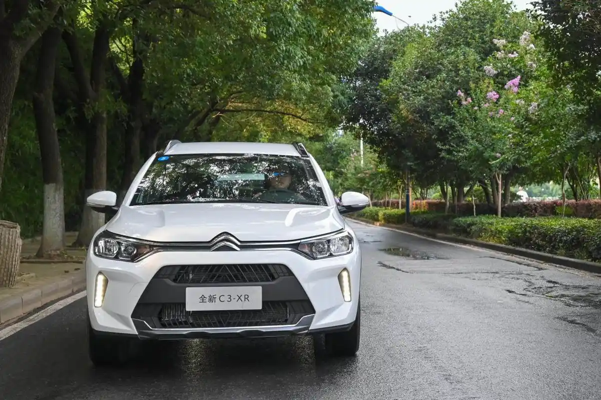 增配不增价东风雪铁龙c3xr正式上市售1139万元