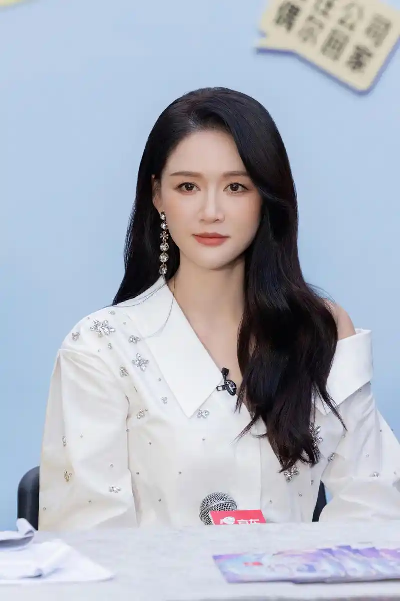 陈乔恩前段时间为了宠物狗发声,本就引起过热议