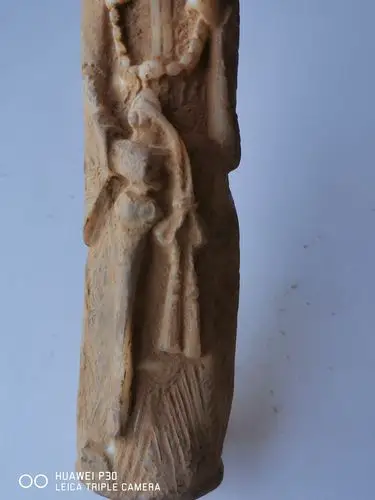 精品鉴赏:乾隆年制玉人