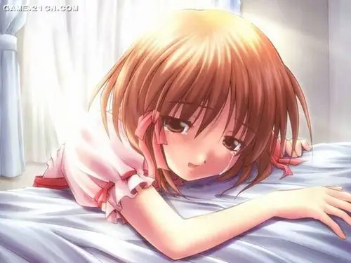 求一个动漫图片,一个妹子趴在枕头上面哭,挺萌的