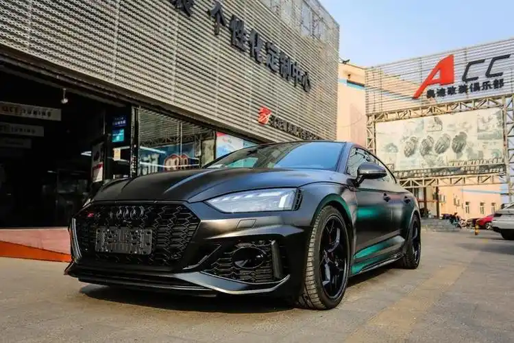 奥迪rs 5-黑武士改造完成,舒服了,帅就完了