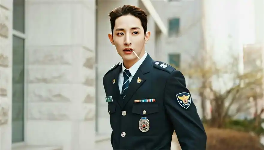 李洙赫为啥是江南太子(江南太子李洙赫时隔10年再当男主)