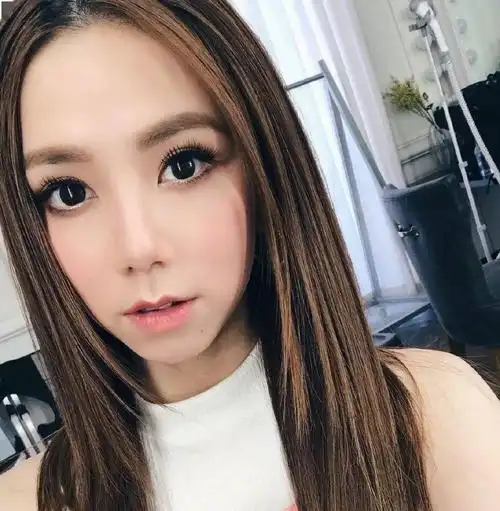 微信头像邓紫棋