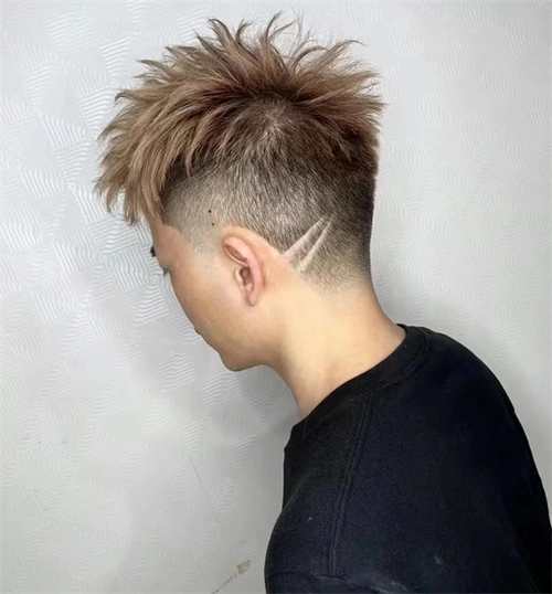 酷帅清爽发型雕刻 出街撩妹必备发型_时尚男发 - 美发站