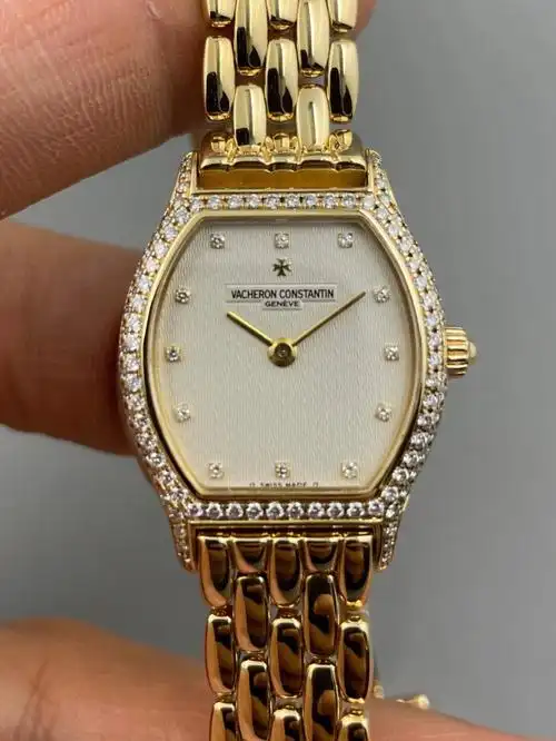 江诗丹顿18k金镶钻女表