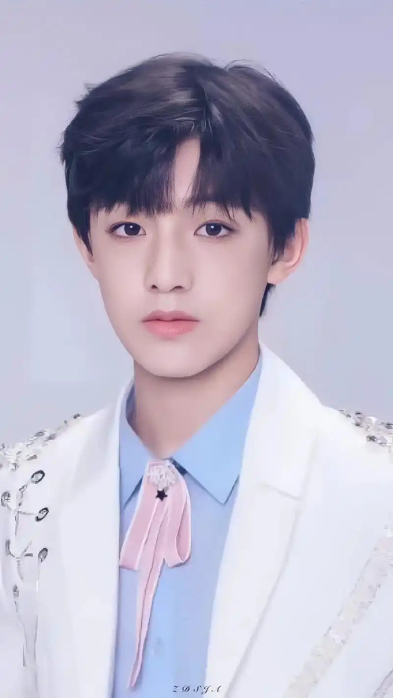 张泽禹#张峻豪#tf家族#证件照383430 303734 - 抖音