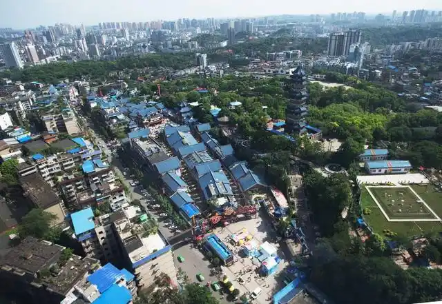 自贡彩灯公园贡井区人民公园被命名为四川省重点公园