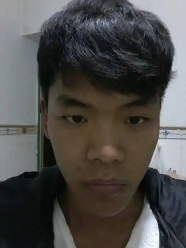 头小,瓜子脸,男生理什么发型好看.