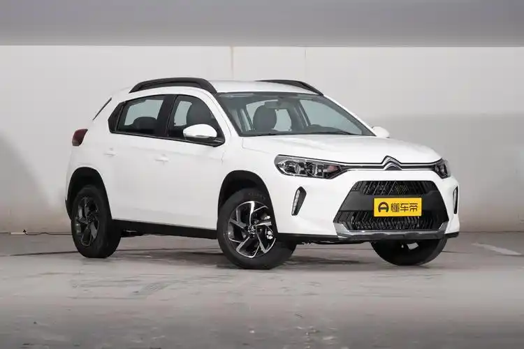 雪铁龙c3-xr售11.39万元,nedc综合油耗5.0l/100km,养车成本经济