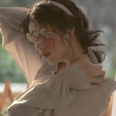 法国头像女复古,高清法国复古部位女装优雅图片头像_女生头像_美头网