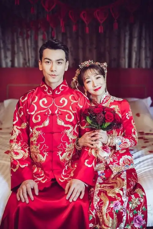 刘诗诗秀禾龙凤褂秀禾服旗袍刘诗诗陈妍希美出天际