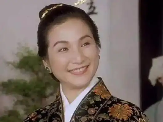 老戏骨年轻时的照片原来容嬷嬷年轻时也很漂亮网友不敢想象